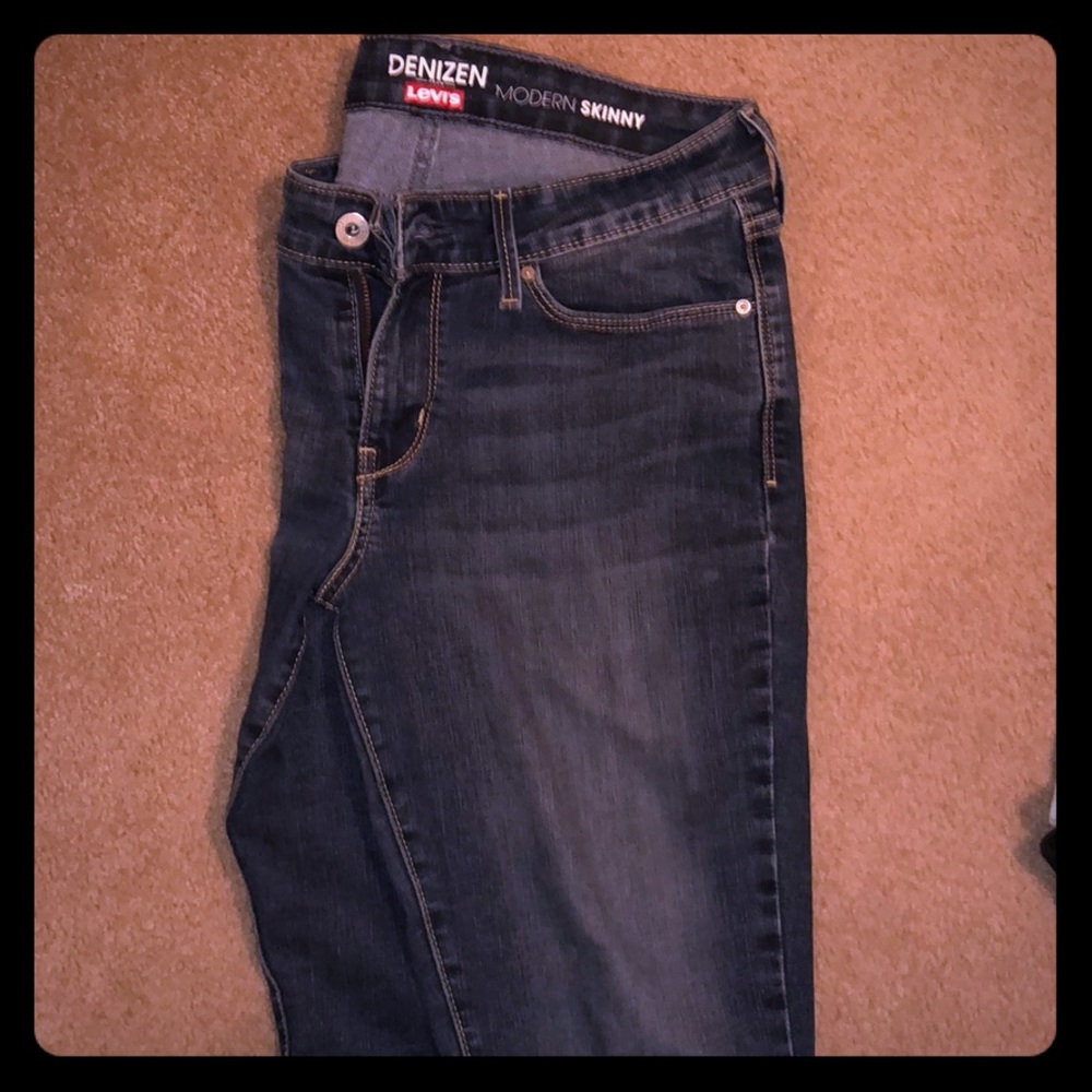Women’s jeans